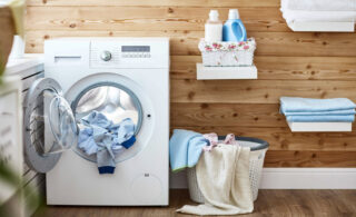 ۱۰ علت تمیز نشدن لباس در لباسشویی